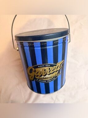 Garrett popcorn shops collectible Tin can A Chicago Tradition blue strips